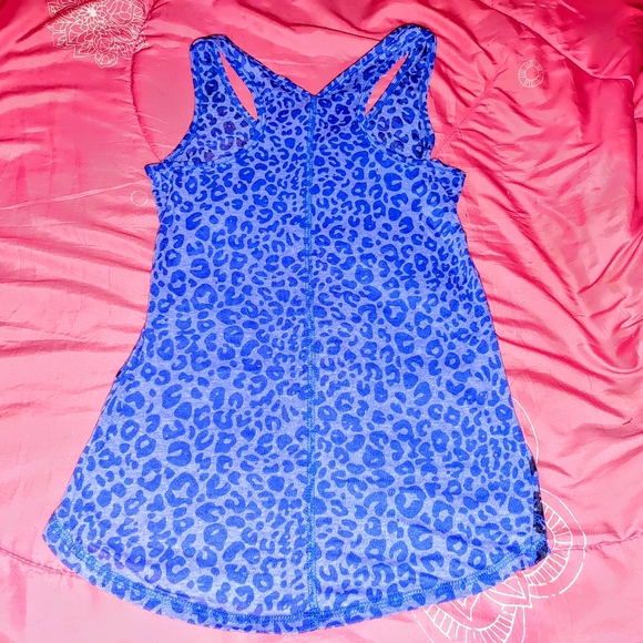 S 3/5 blue cheetah zebra stud tank top - Picture 3 of 3